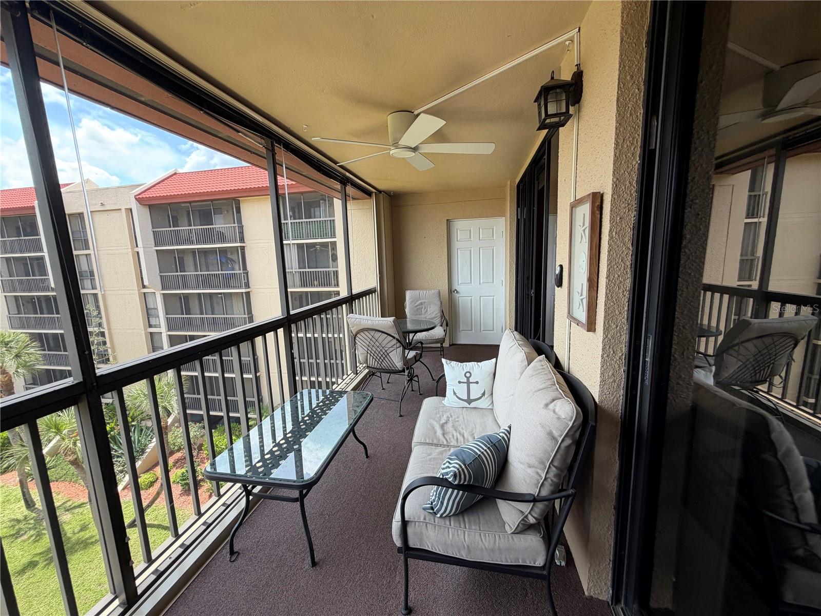 Image 15 of 23 For 21405 Olean Boulevard 519