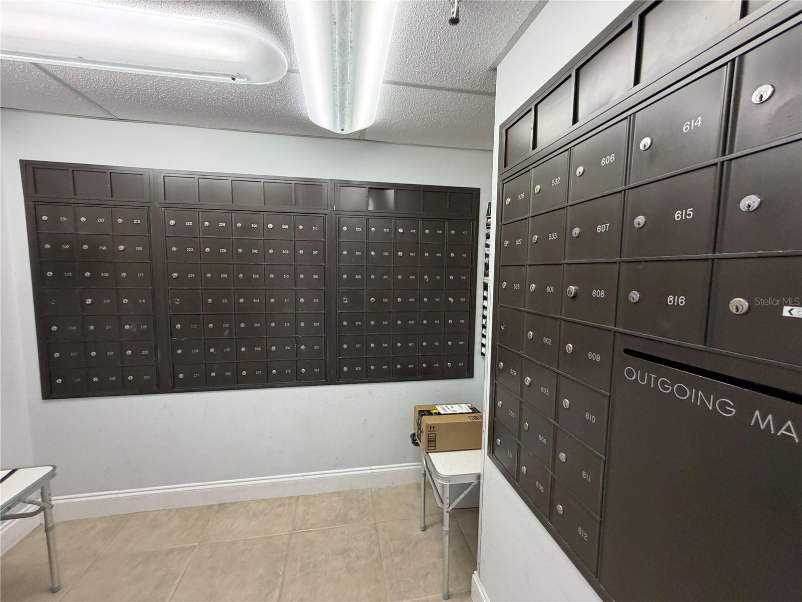 Image 19 of 23 For 21405 Olean Boulevard 519