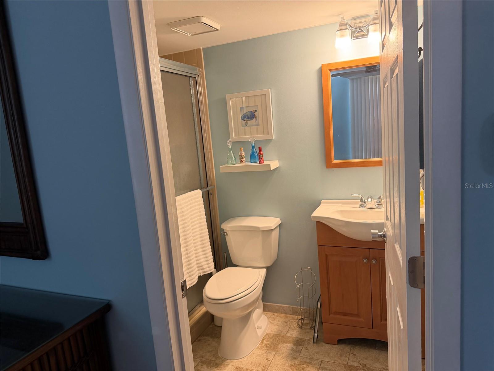 Image 8 of 23 For 21405 Olean Boulevard 519