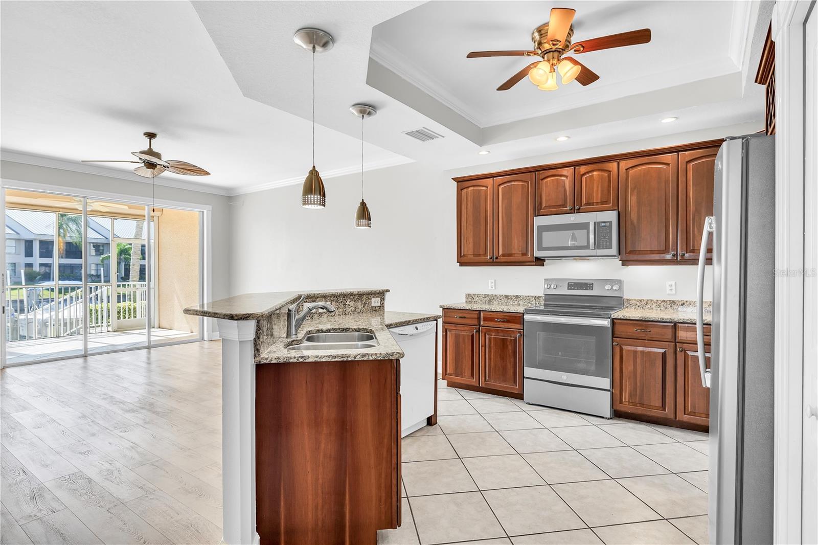 Image 15 of 75 For 3314 Wood Thrush Drive 111