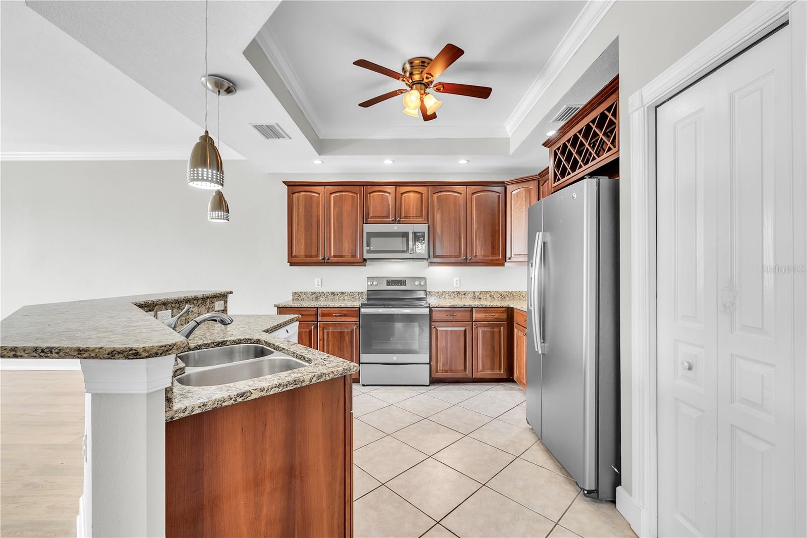 Image 16 of 75 For 3314 Wood Thrush Drive 111