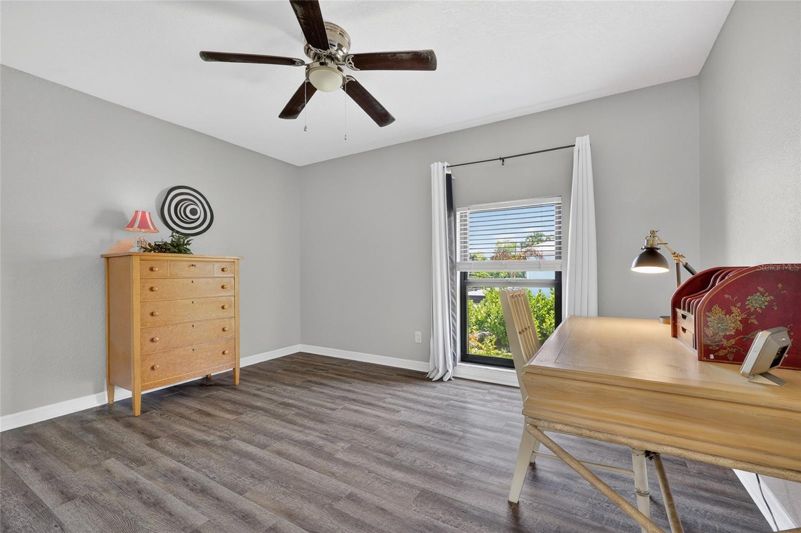 Image 19 of 45 For 3000 Banyan Way