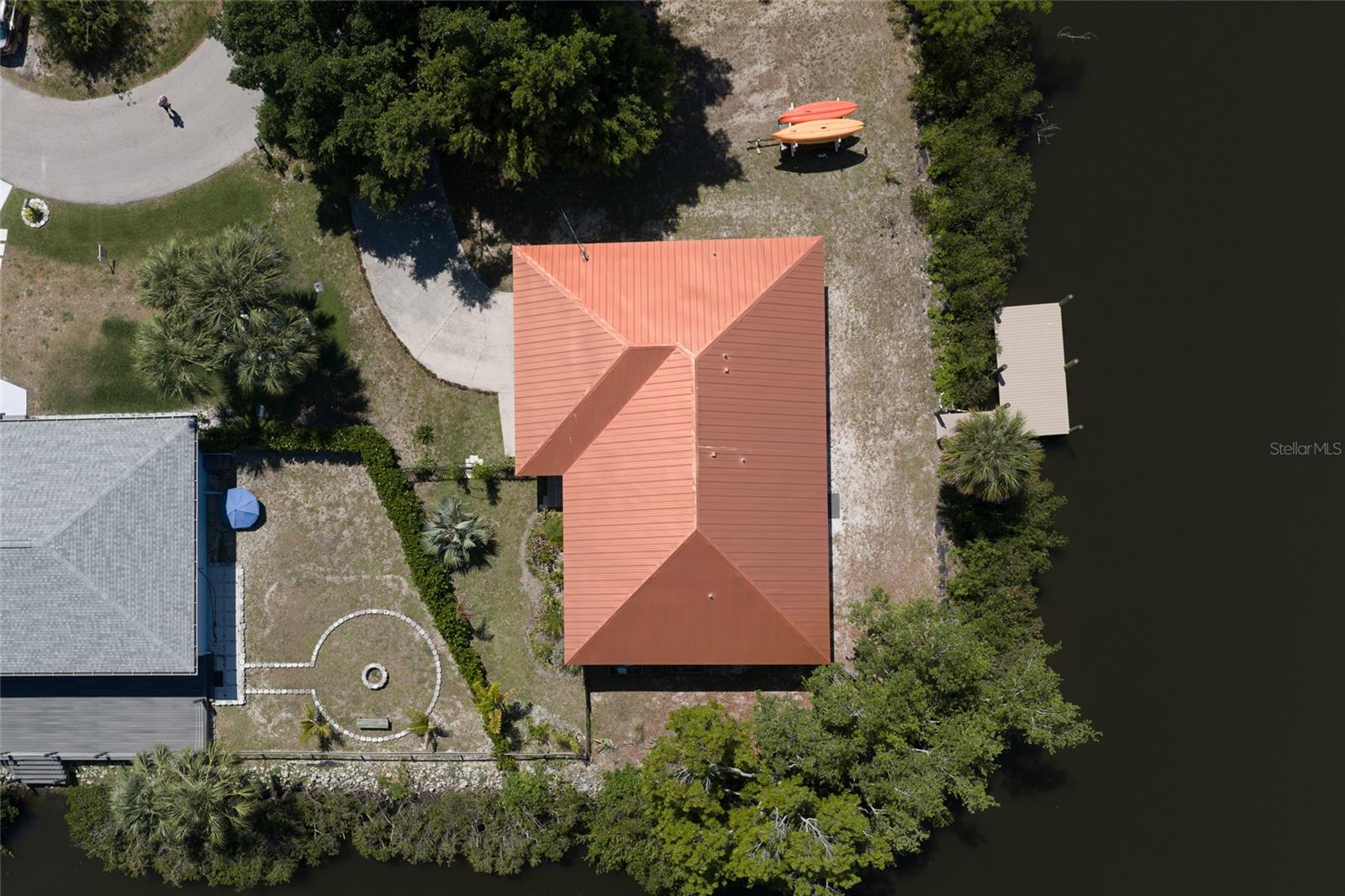 Image 37 of 45 For 3000 Banyan Way