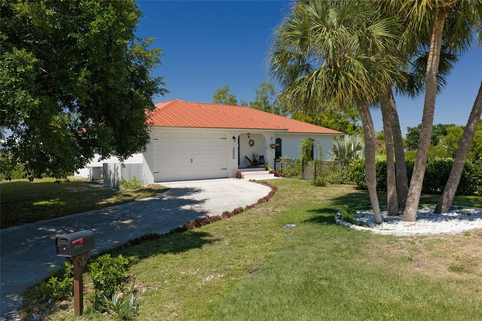 Image 43 of 45 For 3000 Banyan Way