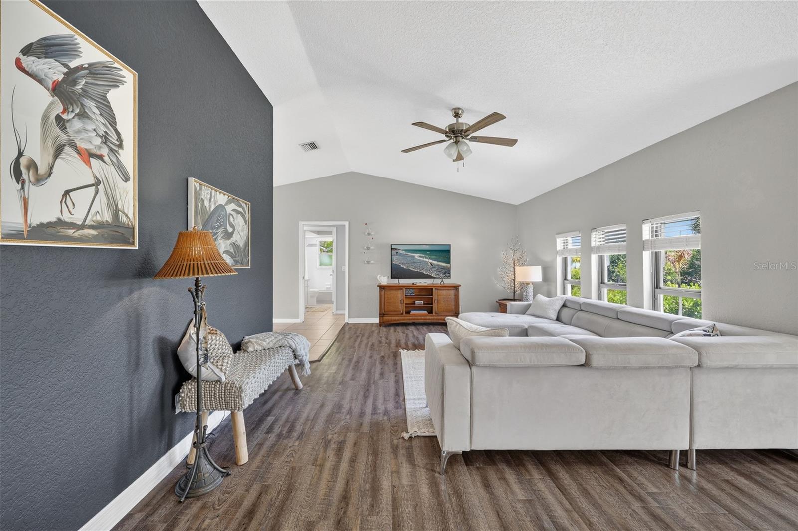 Image 7 of 45 For 3000 Banyan Way