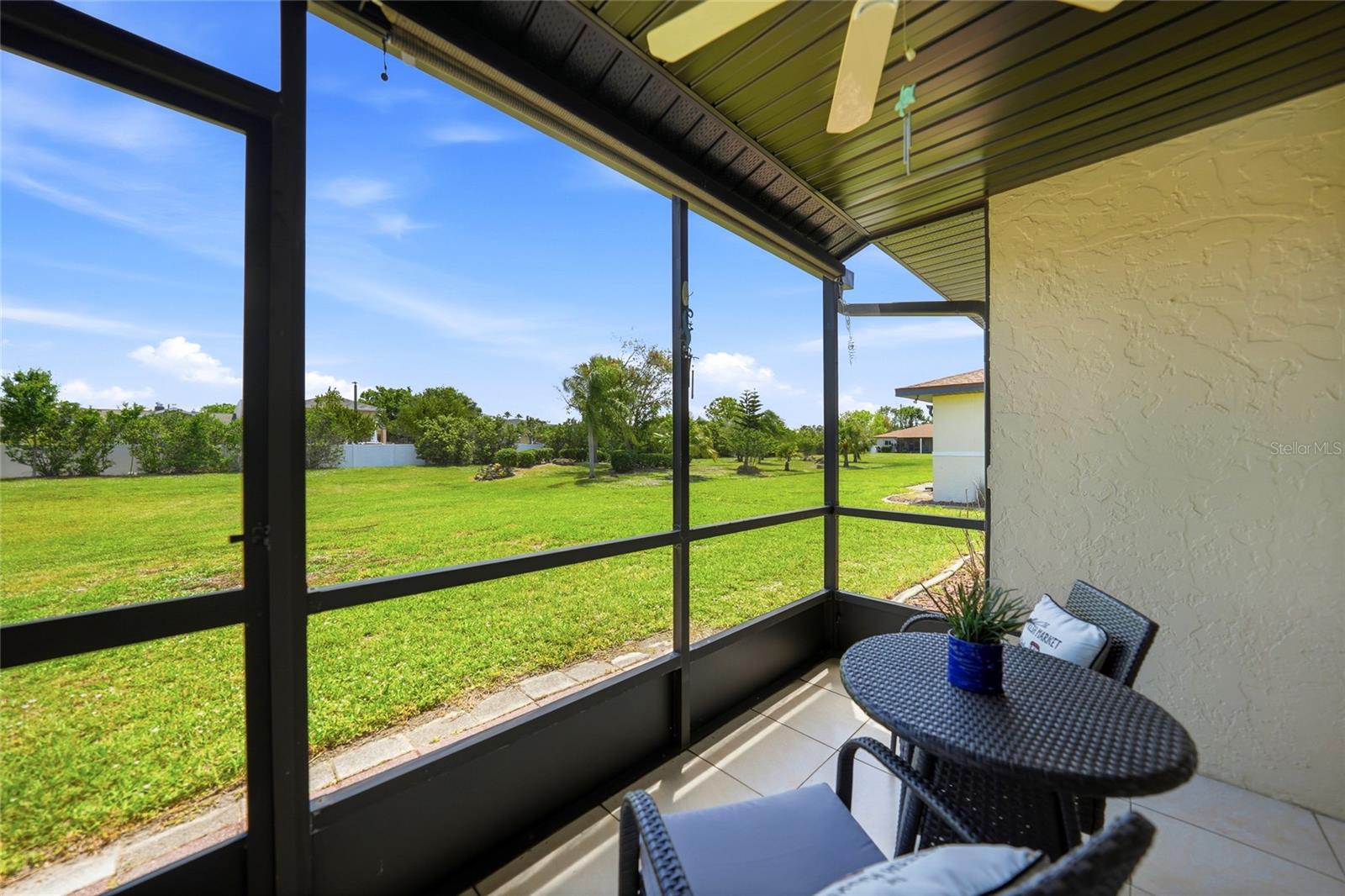 Image 21 of 29 For 25275 Rampart Boulevard 1504