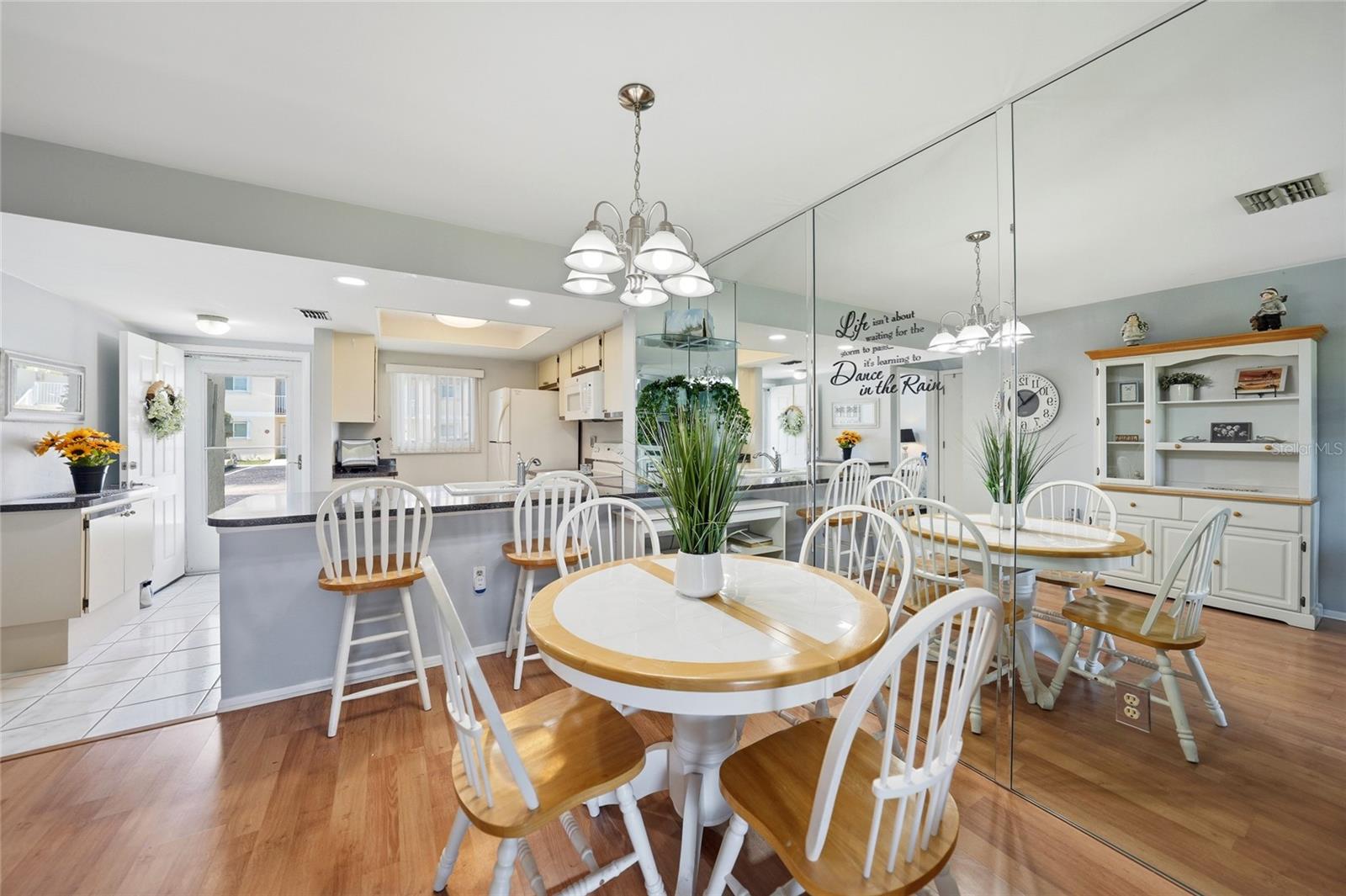 Image 6 of 29 For 25275 Rampart Boulevard 1504