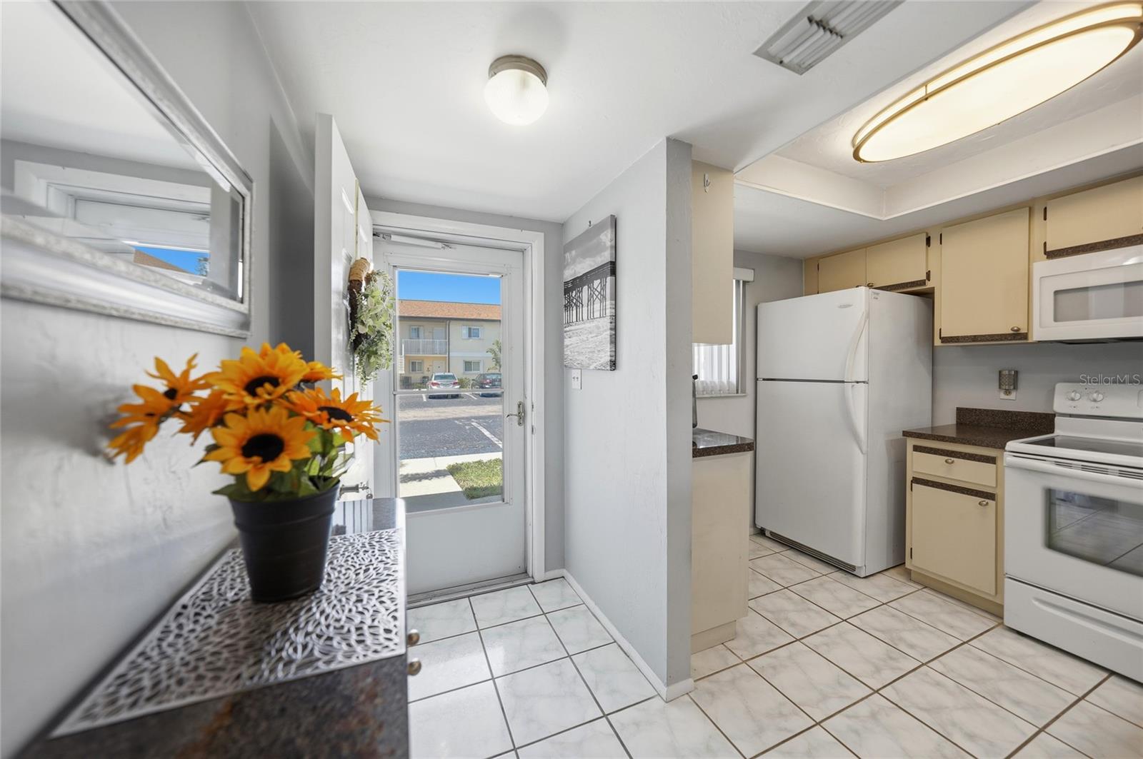 Image 9 of 29 For 25275 Rampart Boulevard 1504