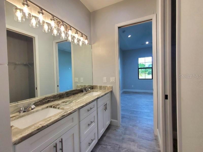 Image 11 of 21 For 1038 San Cristobal Avenue