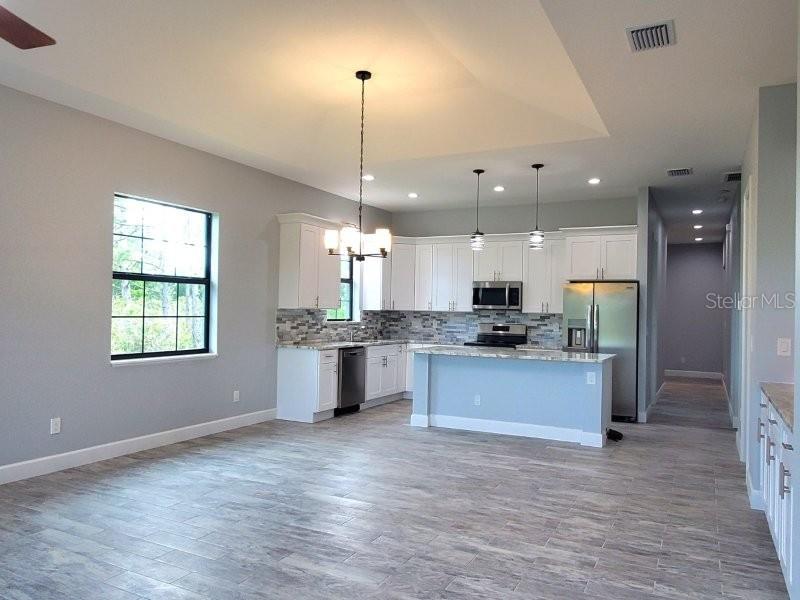 Image 3 of 21 For 1038 San Cristobal Avenue