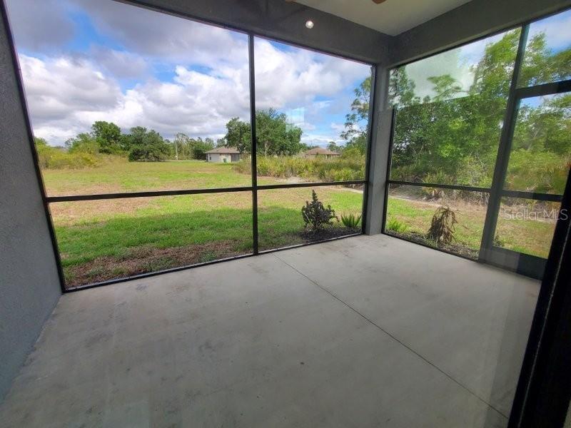 Image 8 of 21 For 1038 San Cristobal Avenue