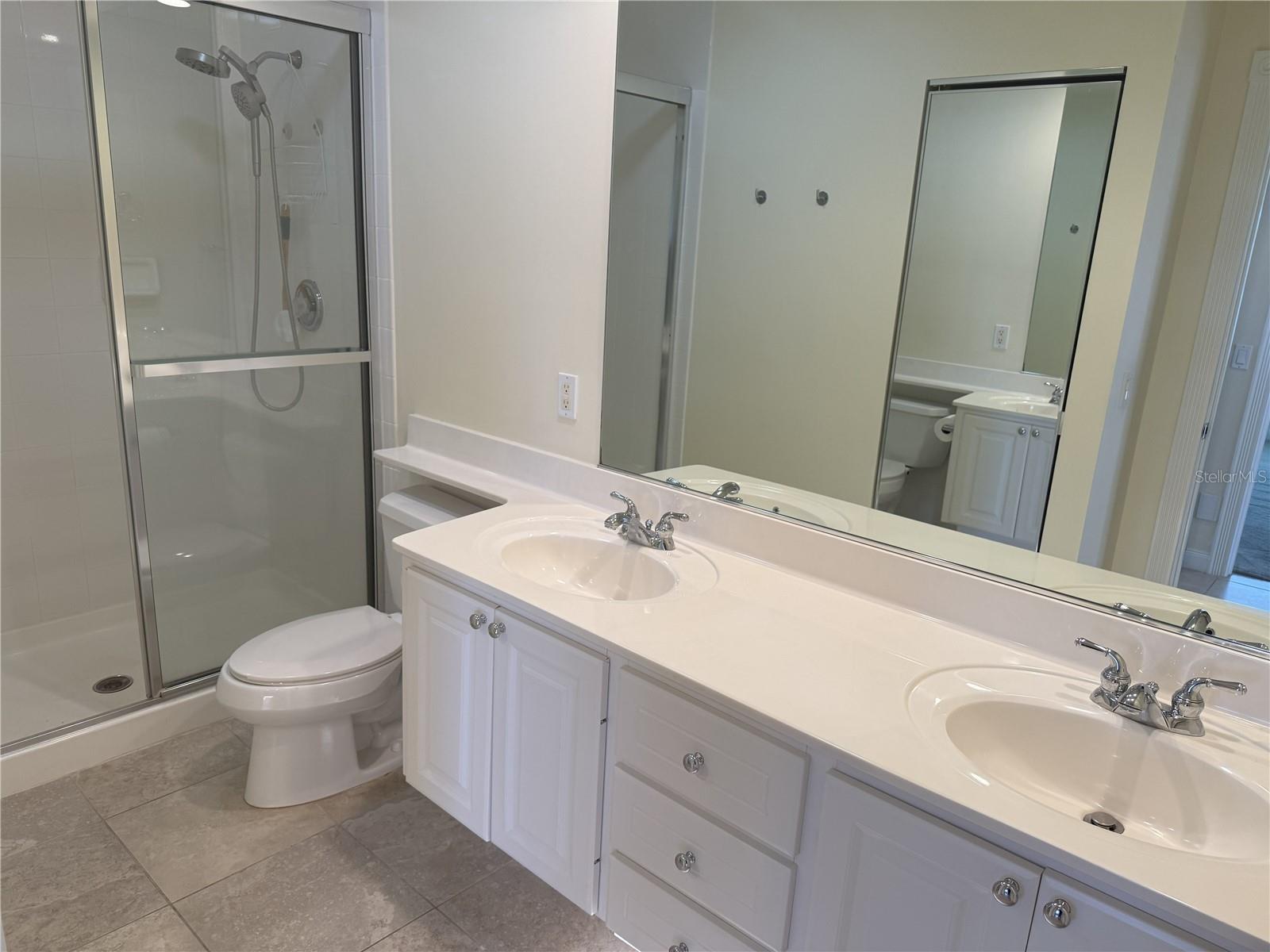 Image 18 of 34 For 6214 Erice Street