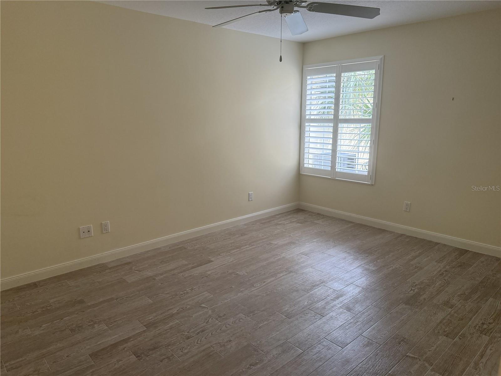 Image 21 of 34 For 6214 Erice Street