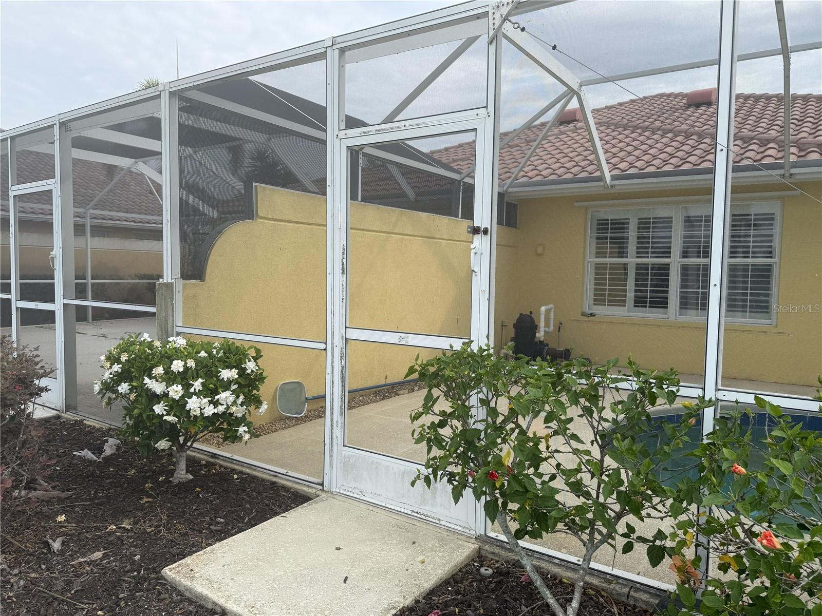 Image 7 of 34 For 6214 Erice Street