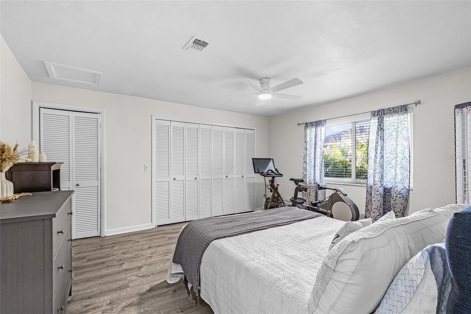 Image 17 of 37 For 5479 Chablis Lane