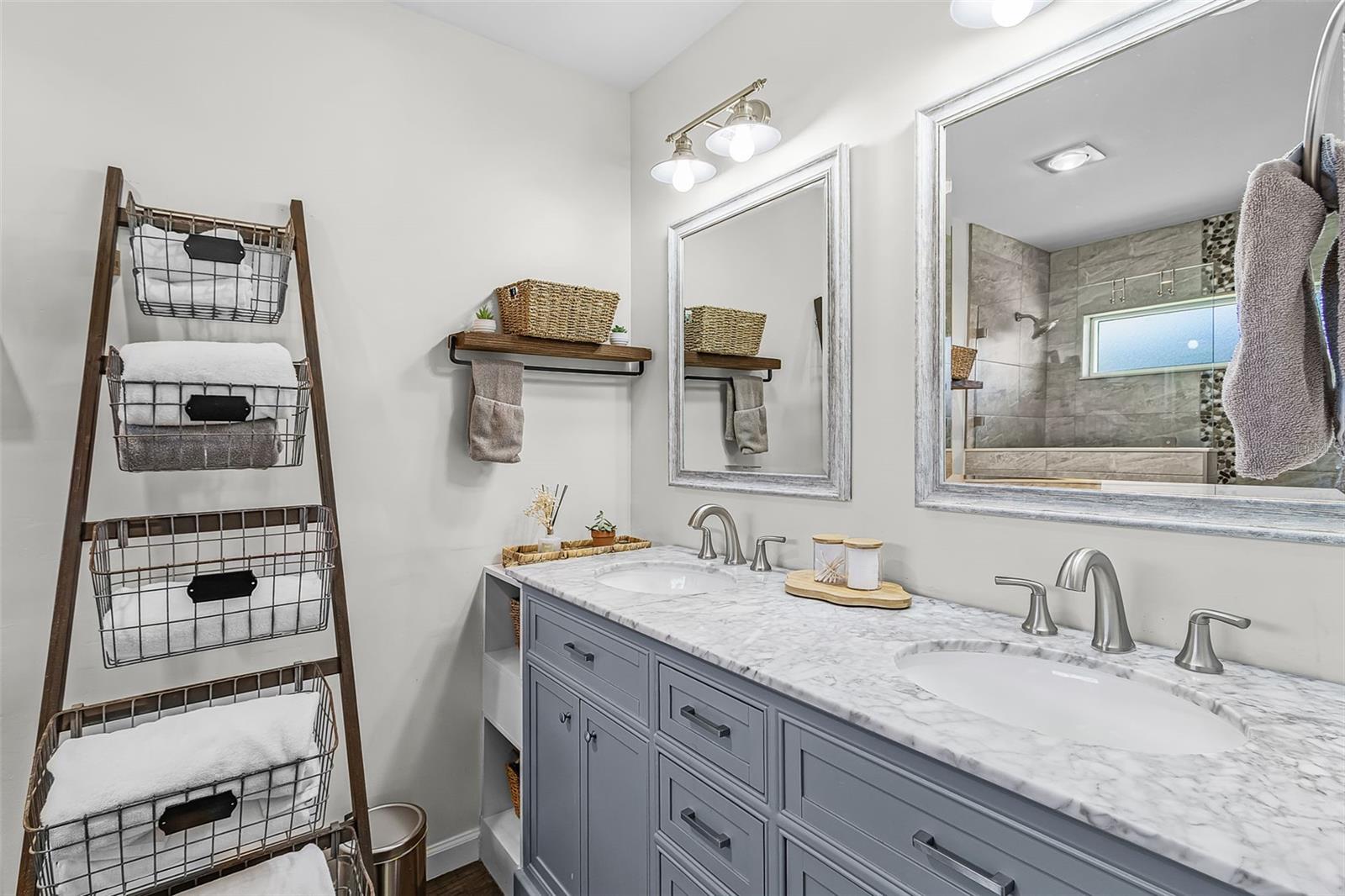 Image 25 of 37 For 5479 Chablis Lane