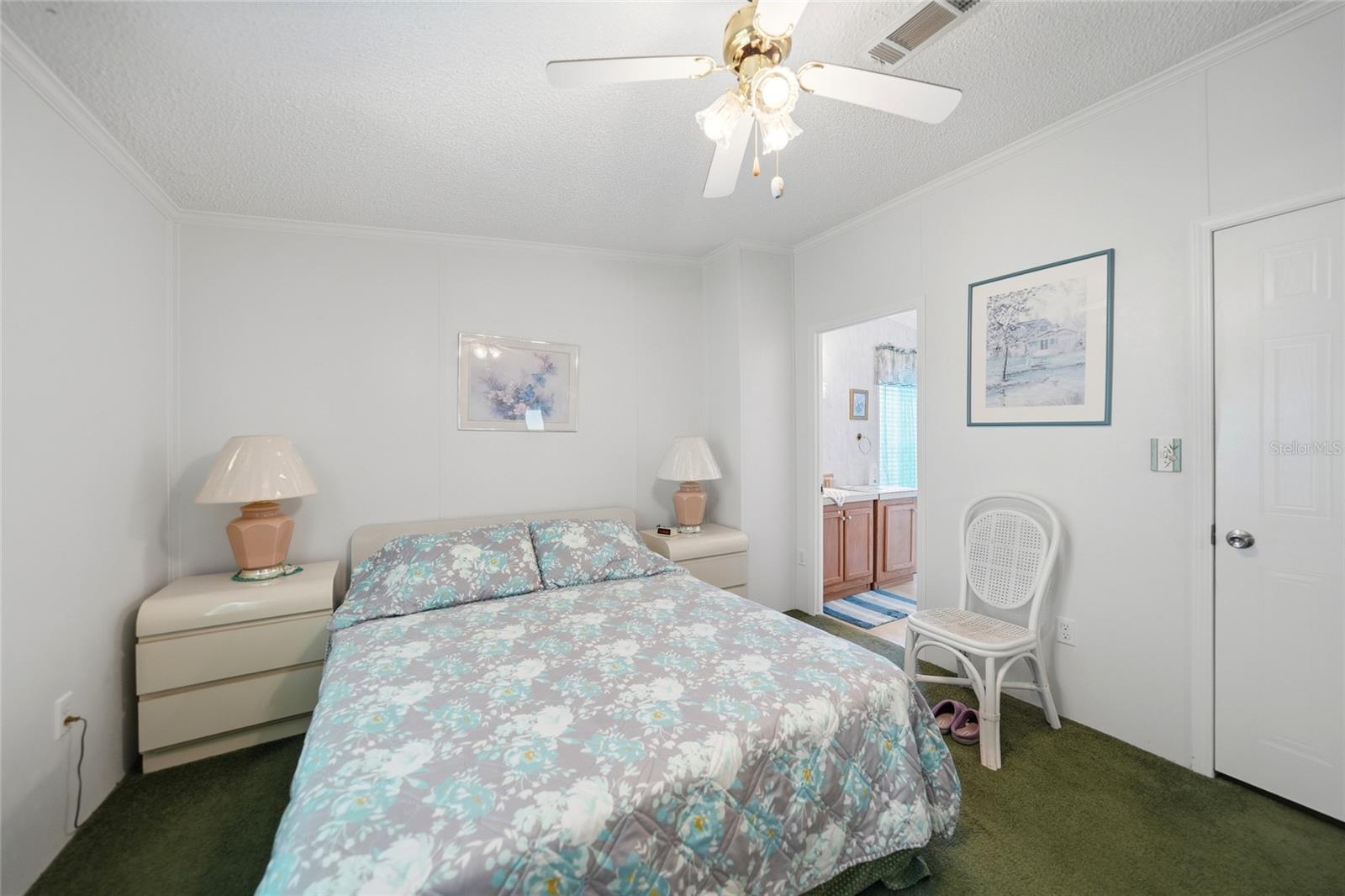 Image 11 of 31 For 10303 Burnt Store Road 35