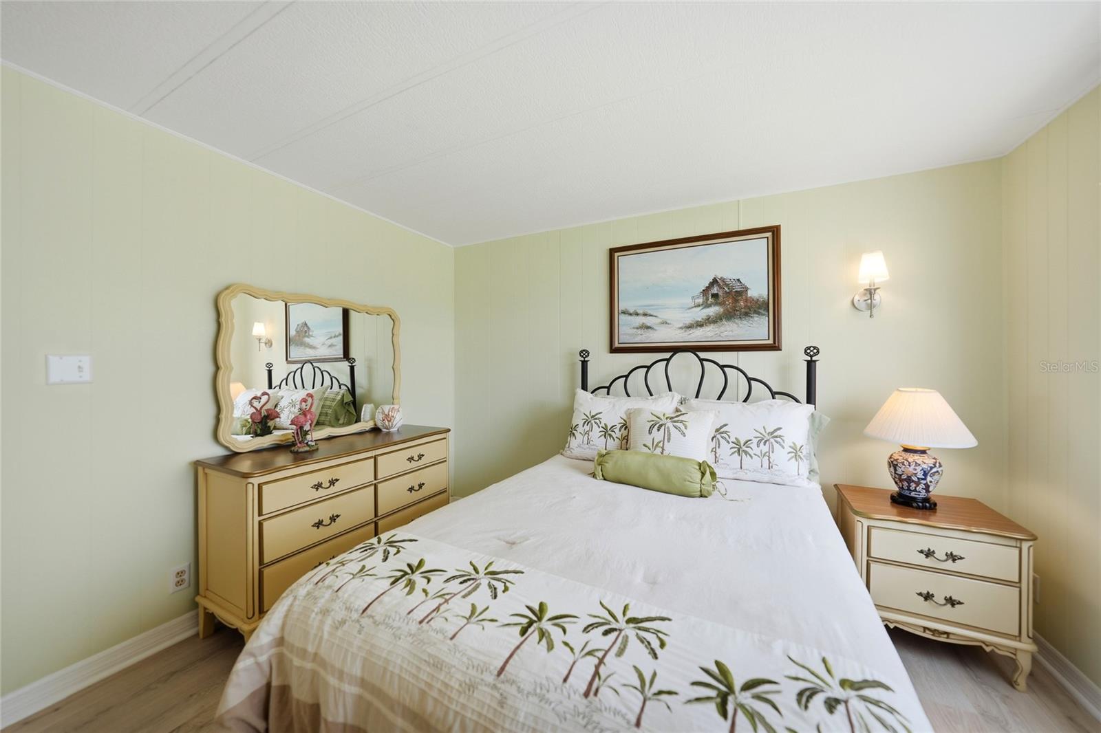 Image 13 of 33 For 10303 Burnt Store Road 173