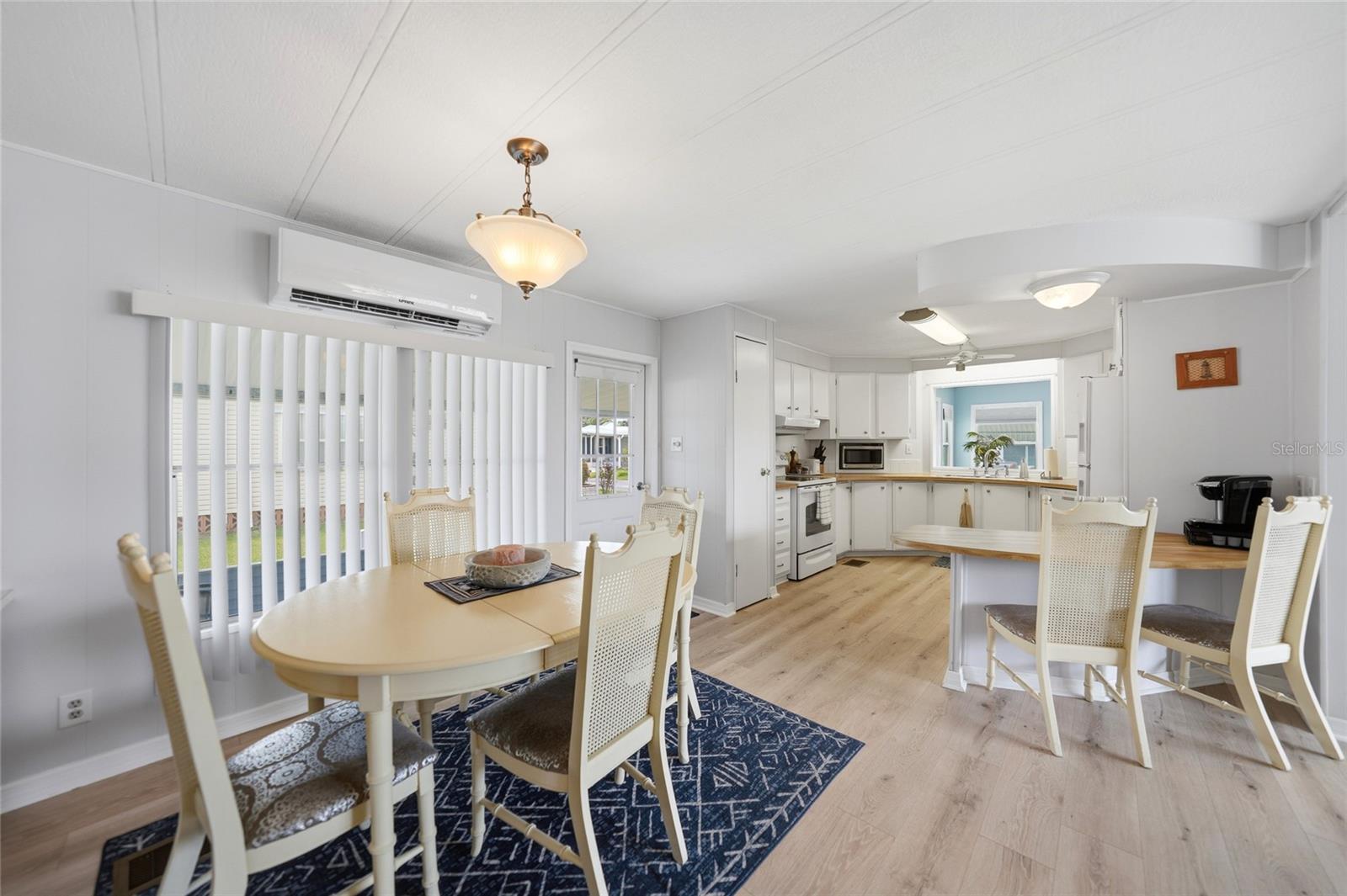 Image 5 of 33 For 10303 Burnt Store Road 173