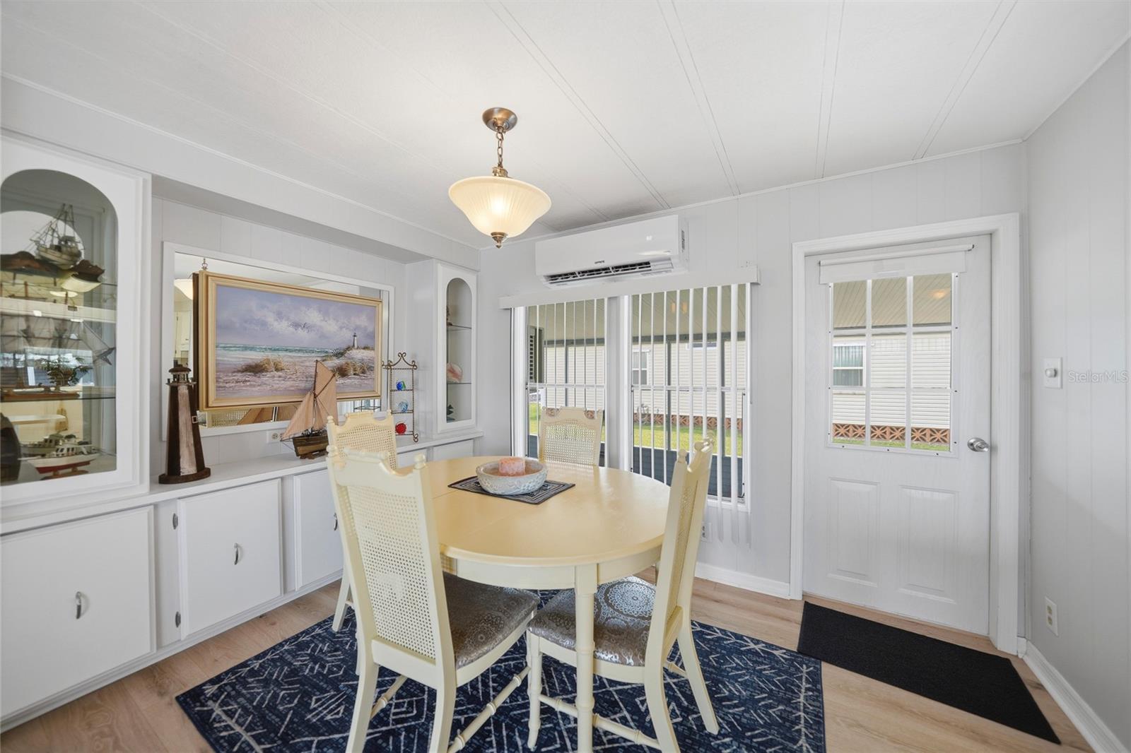 Image 6 of 33 For 10303 Burnt Store Road 173