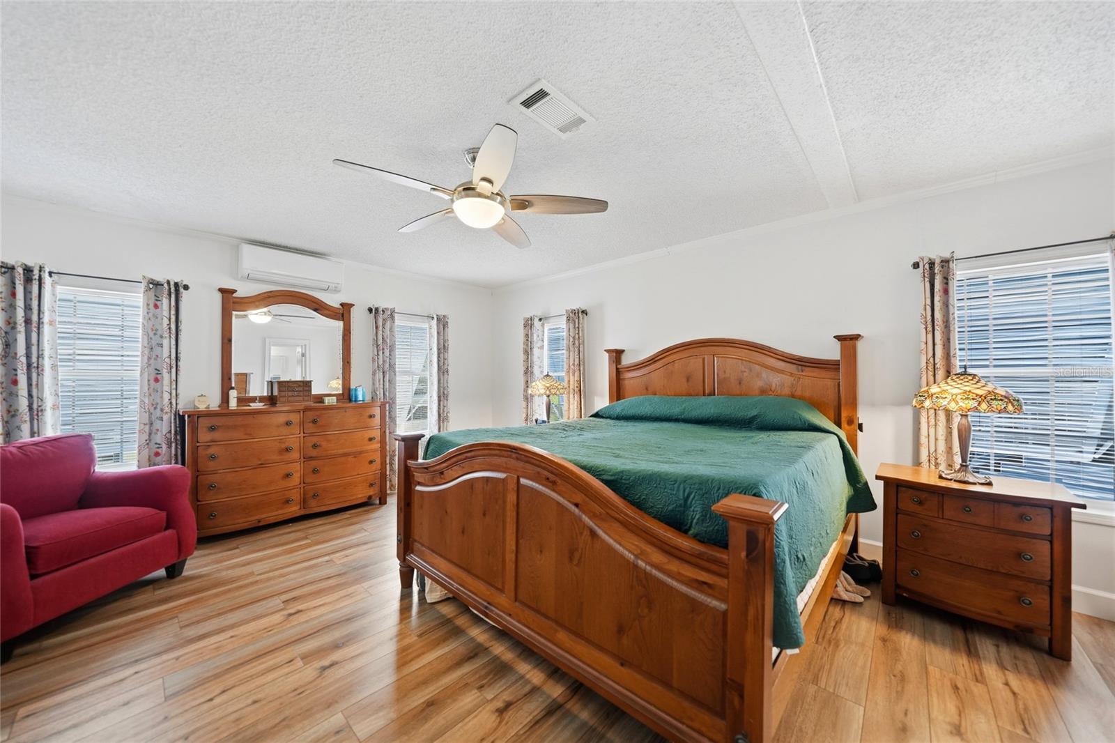 Image 11 of 41 For 10303 Burnt Store Road 143