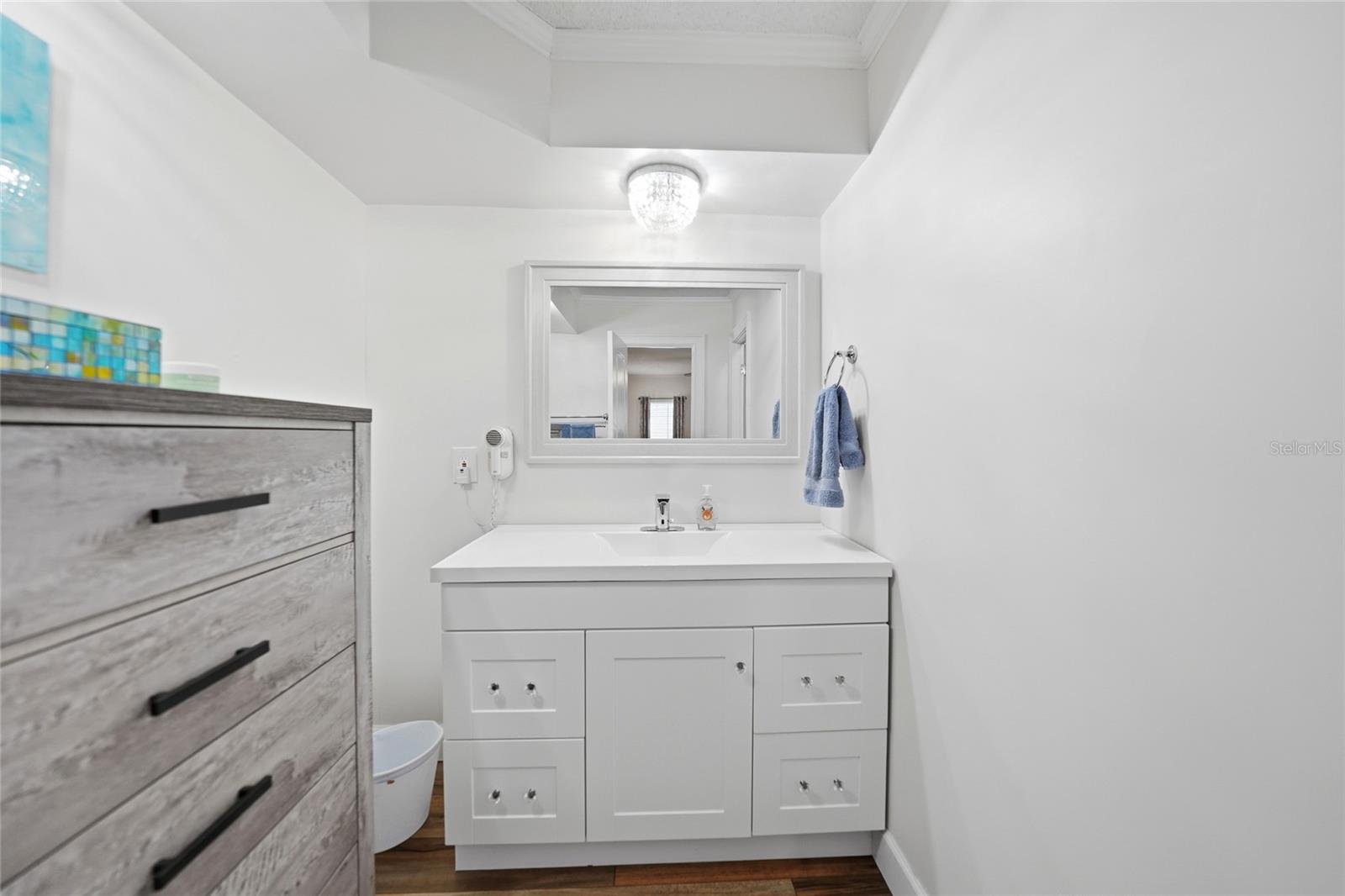 Image 13 of 41 For 10303 Burnt Store Road 143