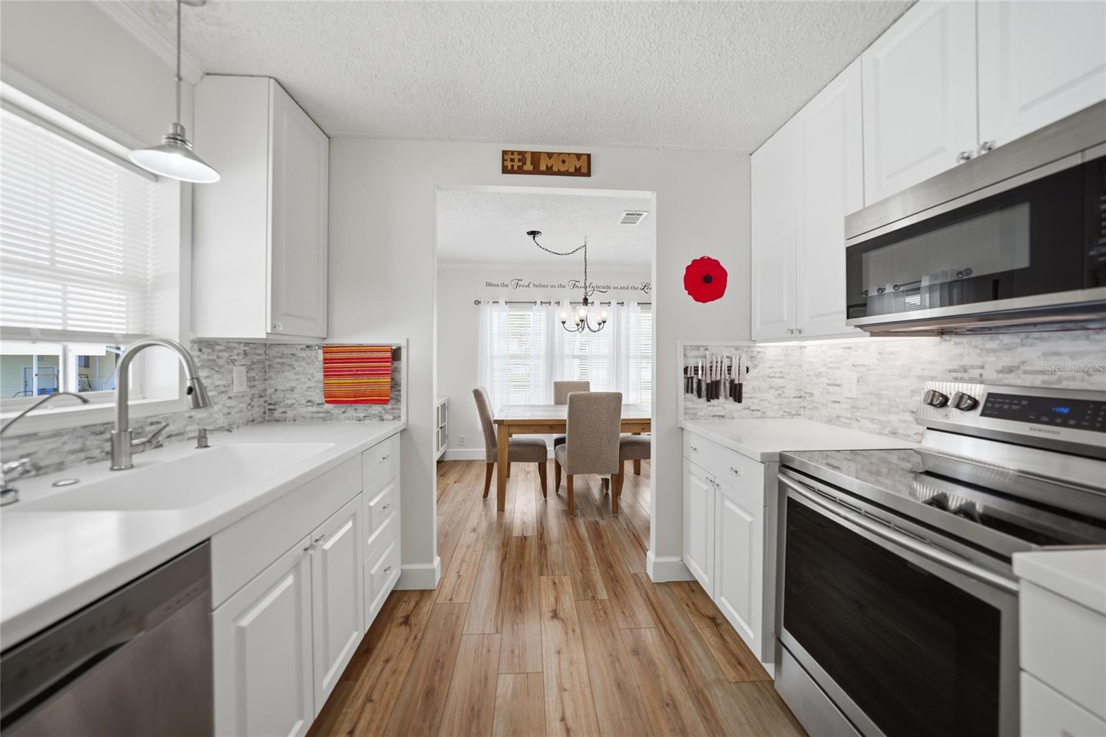 Image 2 of 41 For 10303 Burnt Store Road 143