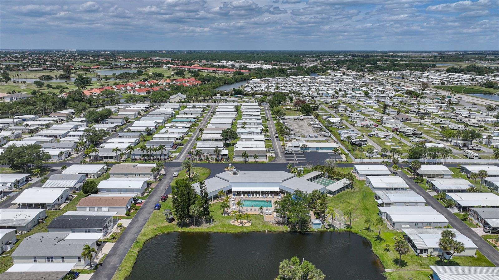 Image 39 of 41 For 10303 Burnt Store Road 143