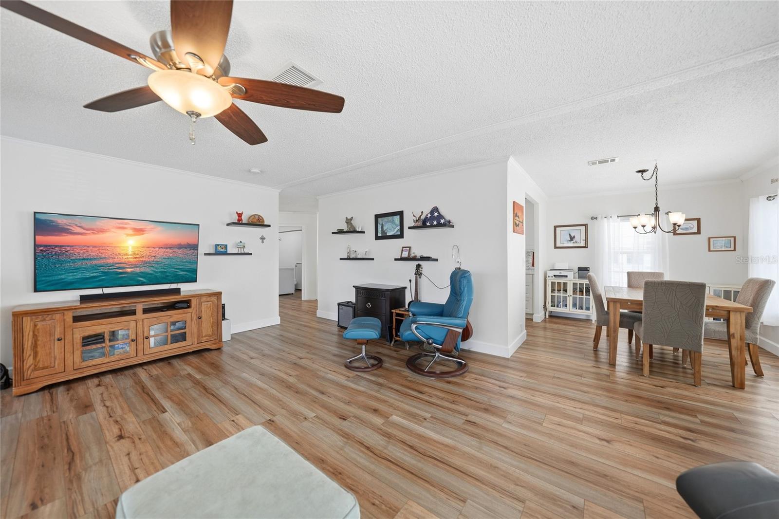 Image 8 of 41 For 10303 Burnt Store Road 143