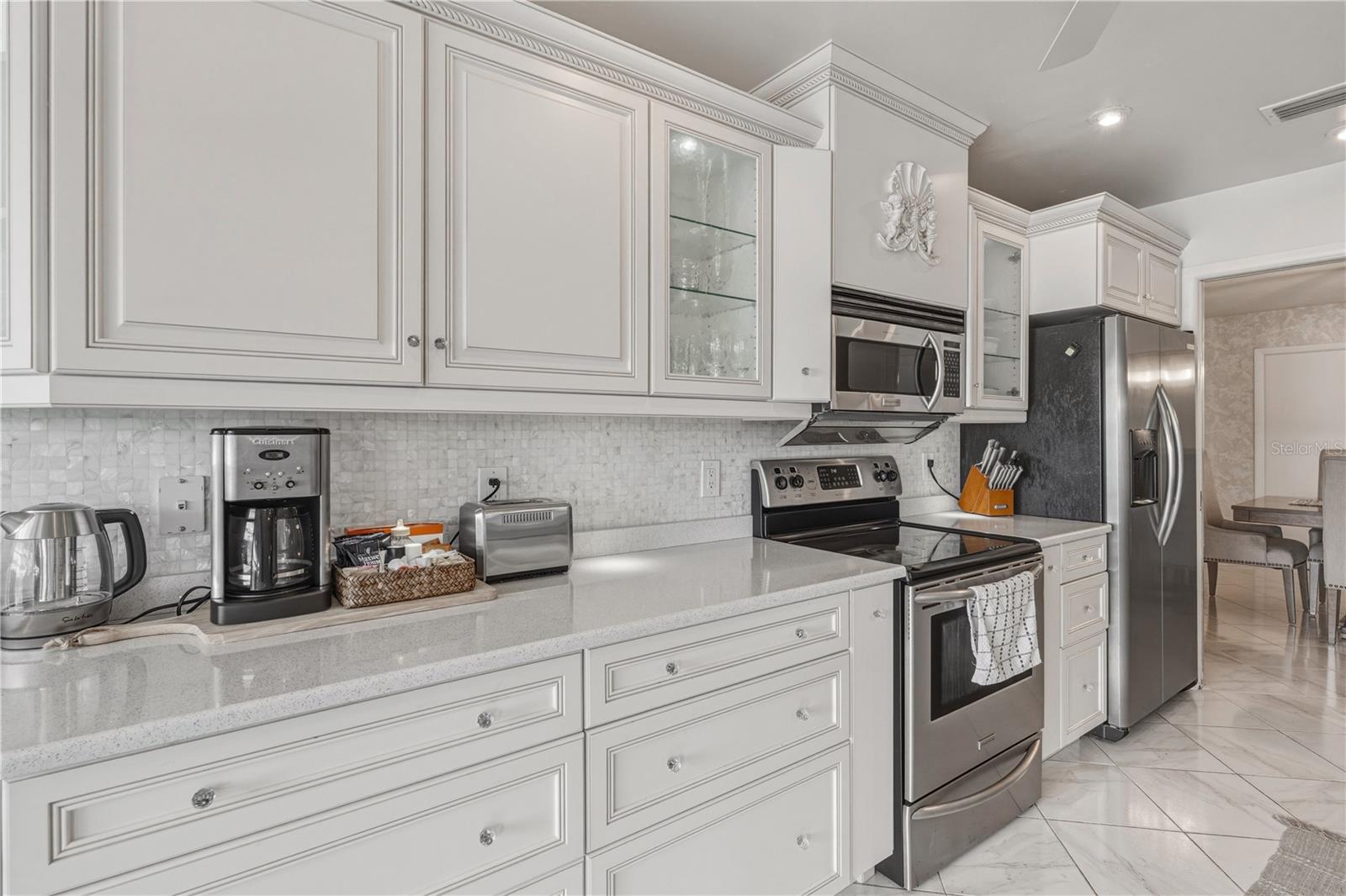 Image 21 of 48 For 857 Bal Harbor Boulevard