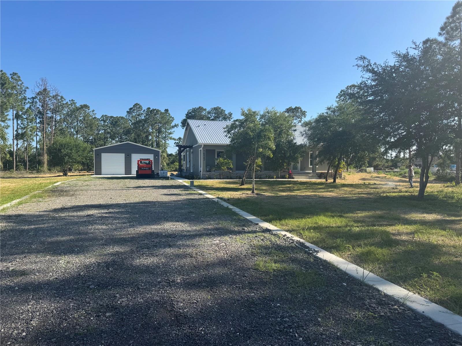 Image 4 of 50 For 7933 5th Terrace