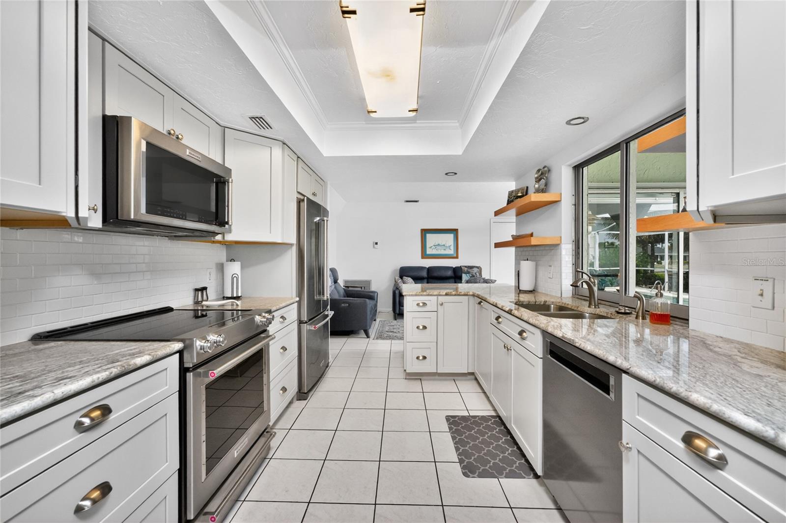 Image 14 of 100 For 2122 Cassino Court