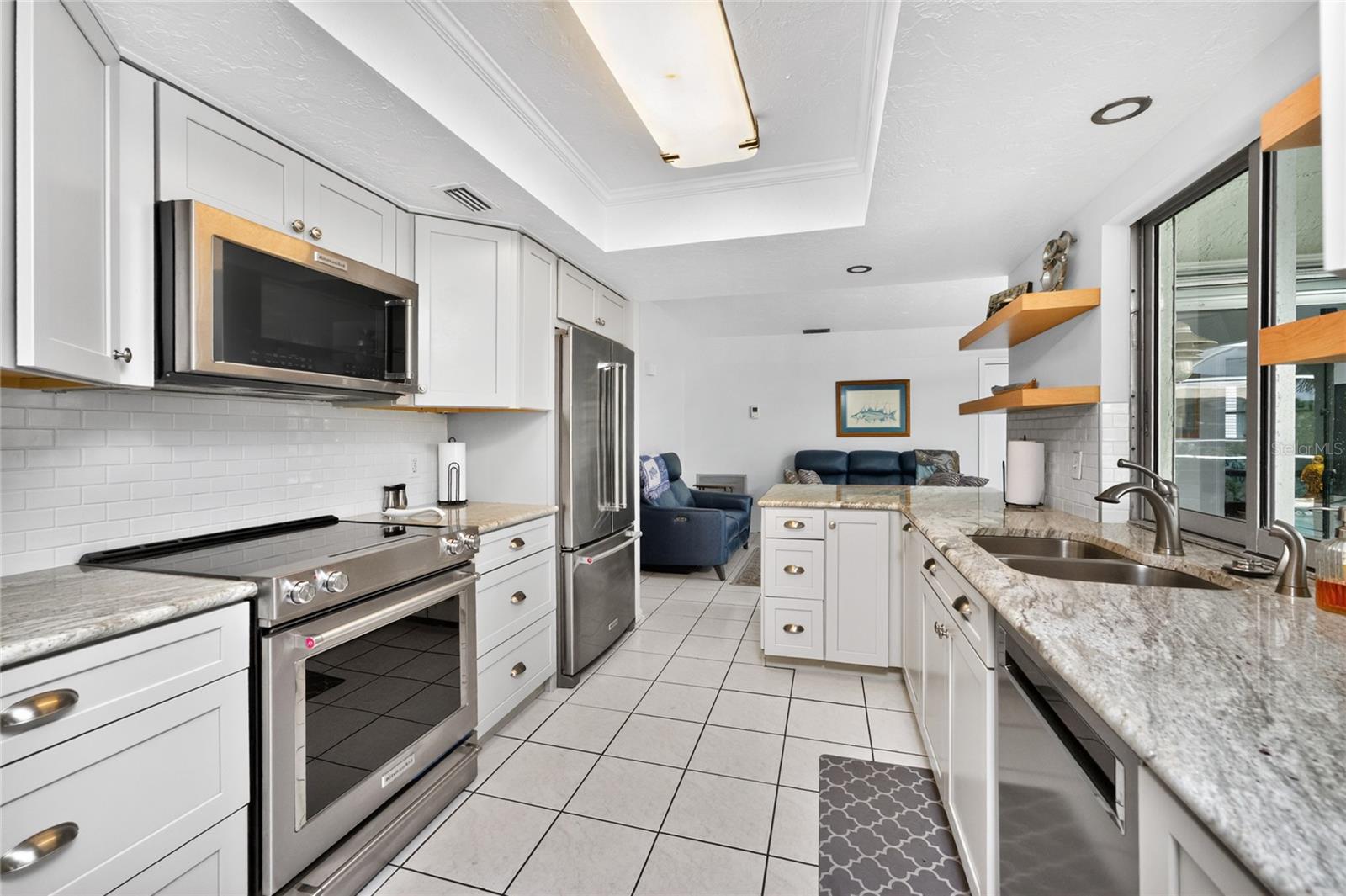 Image 16 of 100 For 2122 Cassino Court