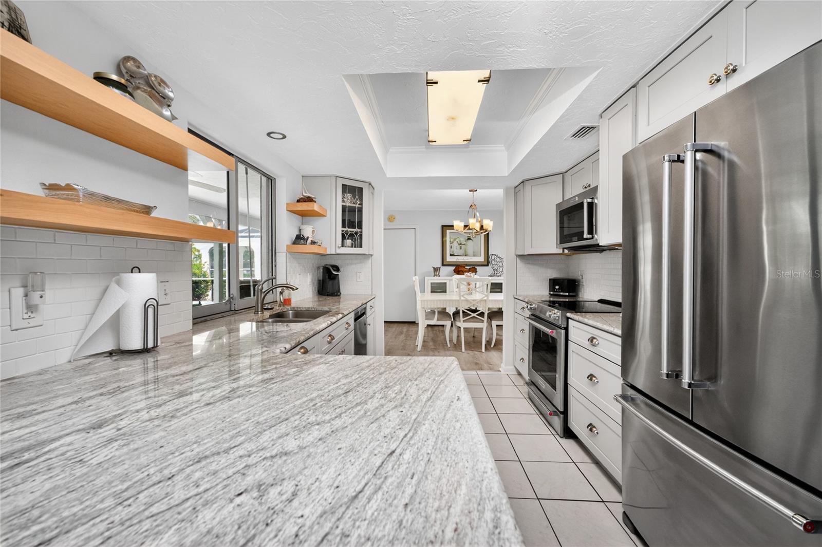 Image 18 of 100 For 2122 Cassino Court