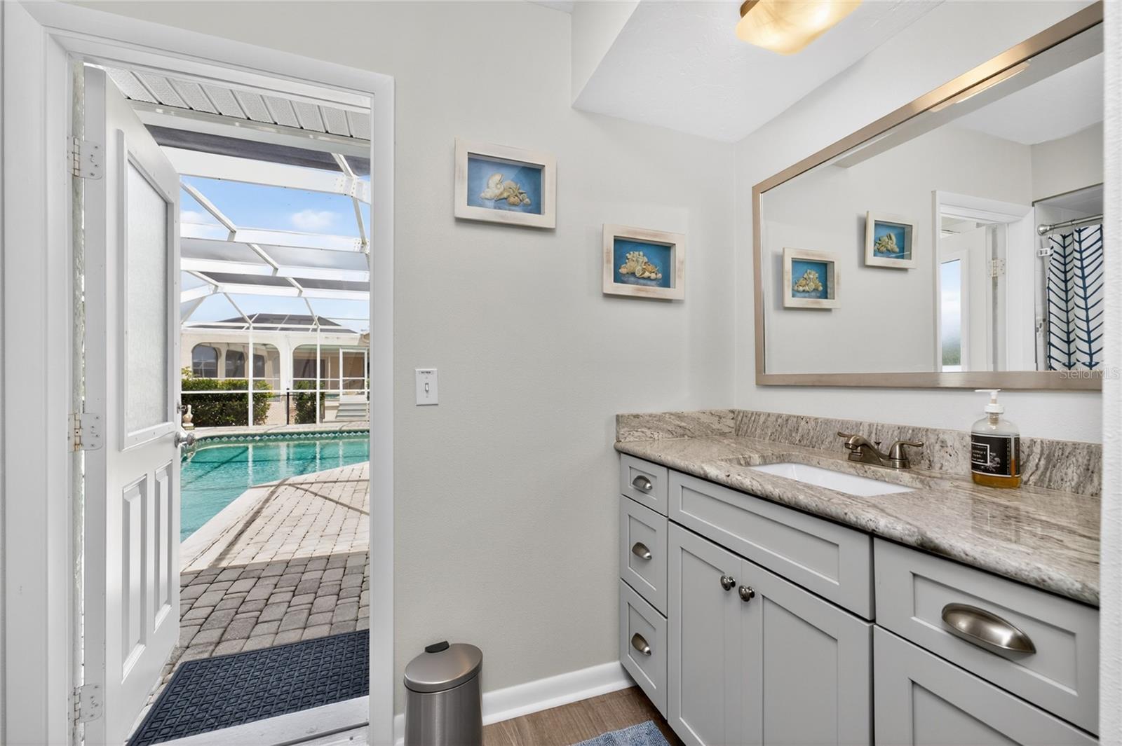 Image 29 of 100 For 2122 Cassino Court