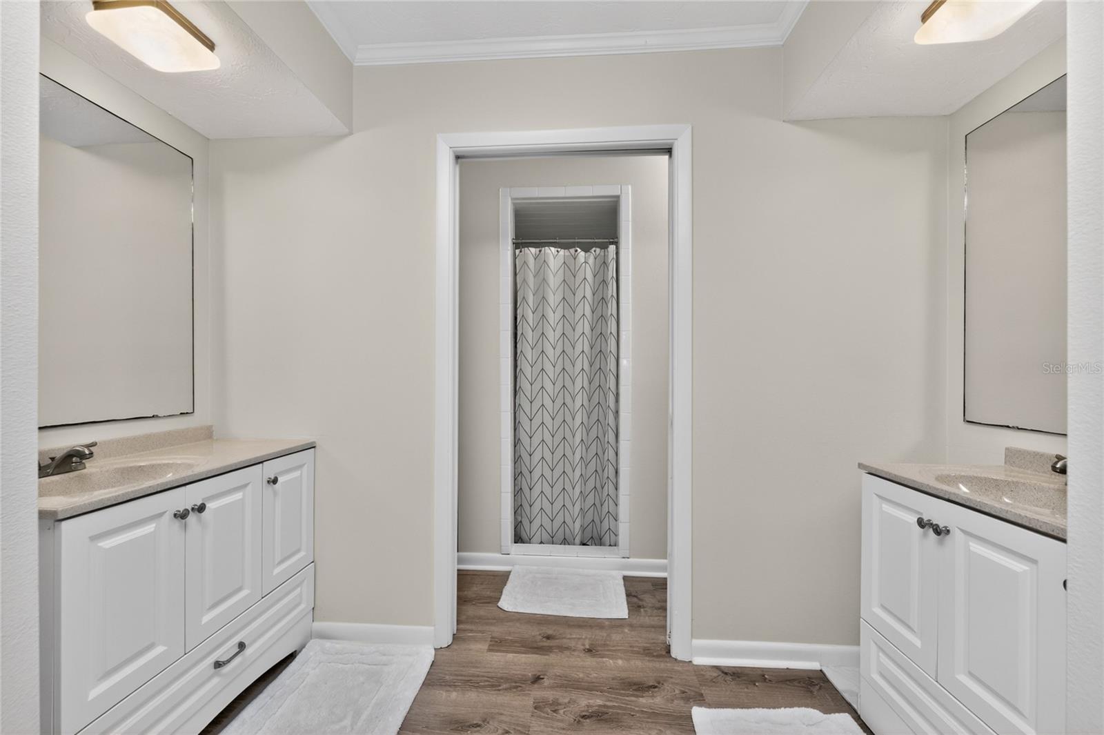 Image 38 of 100 For 2122 Cassino Court