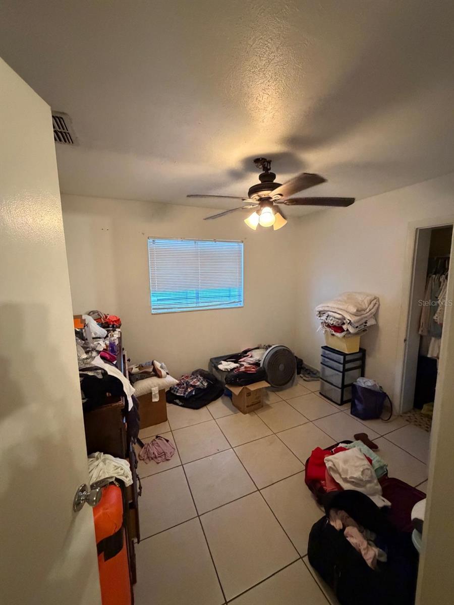 Image 15 of 27 For 901 Sheldon Avenue