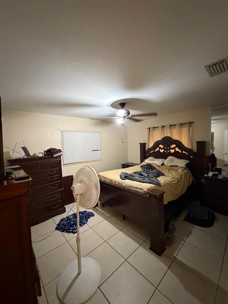 Image 27 of 27 For 901 Sheldon Avenue