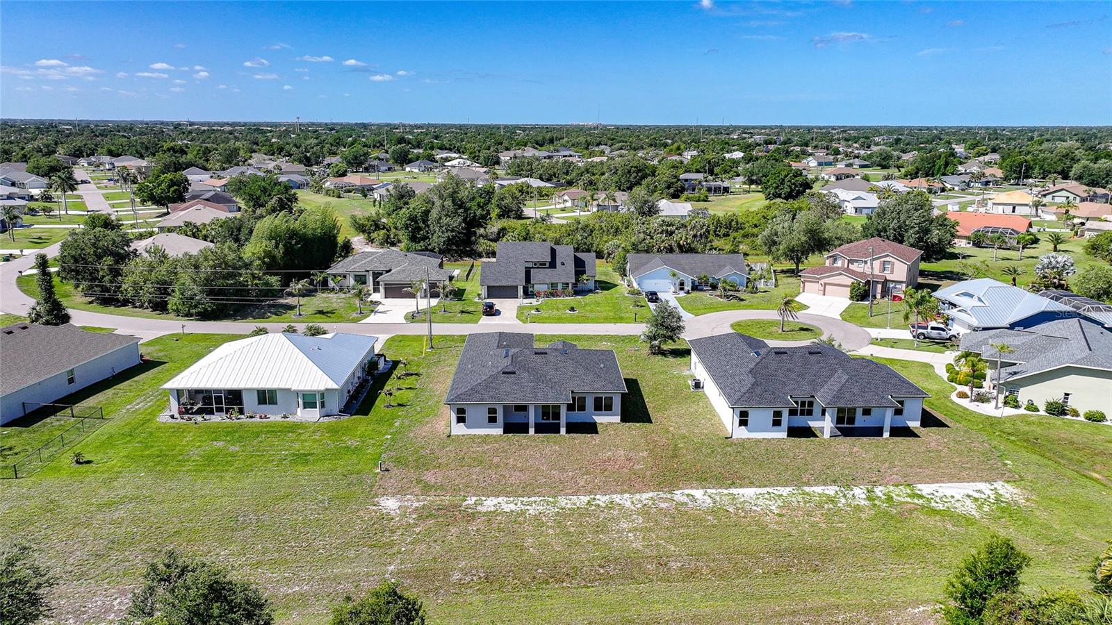 Image 12 of 51 For 336 San Ambrosio Street