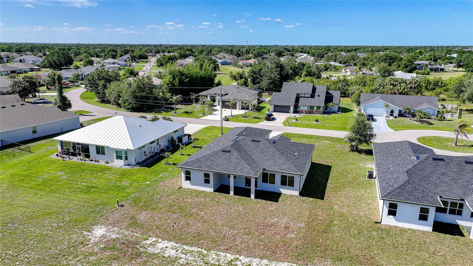 Image 14 of 51 For 336 San Ambrosio Street