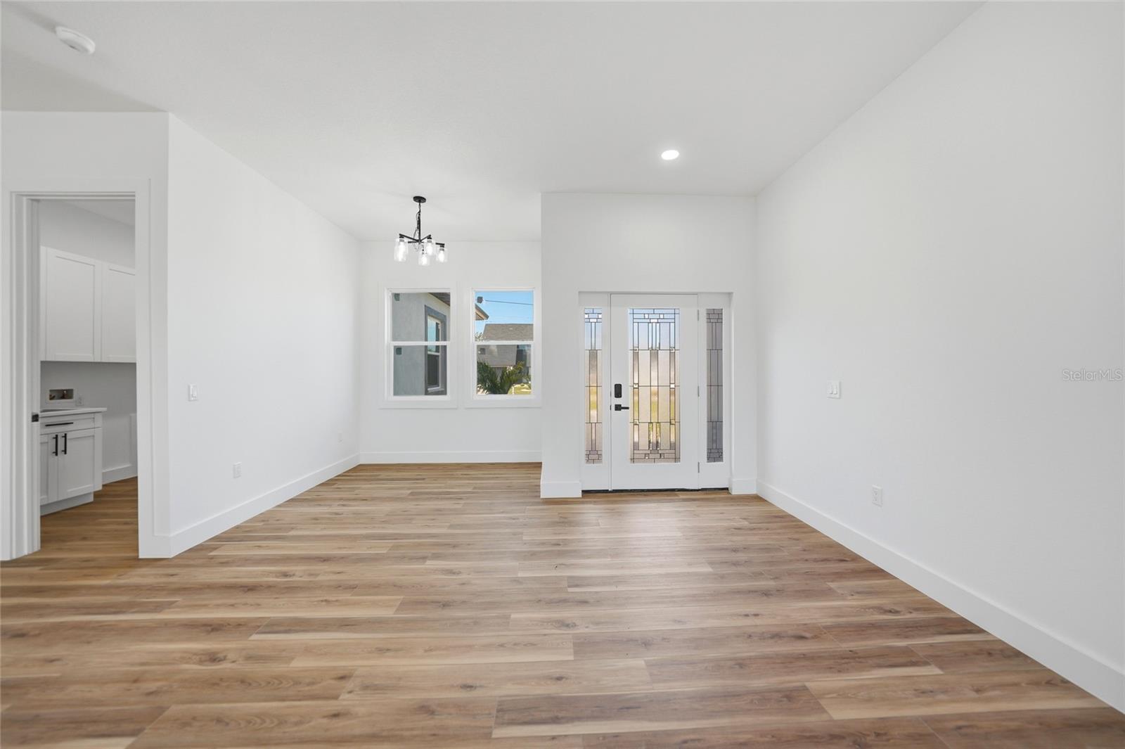 Image 16 of 51 For 336 San Ambrosio Street