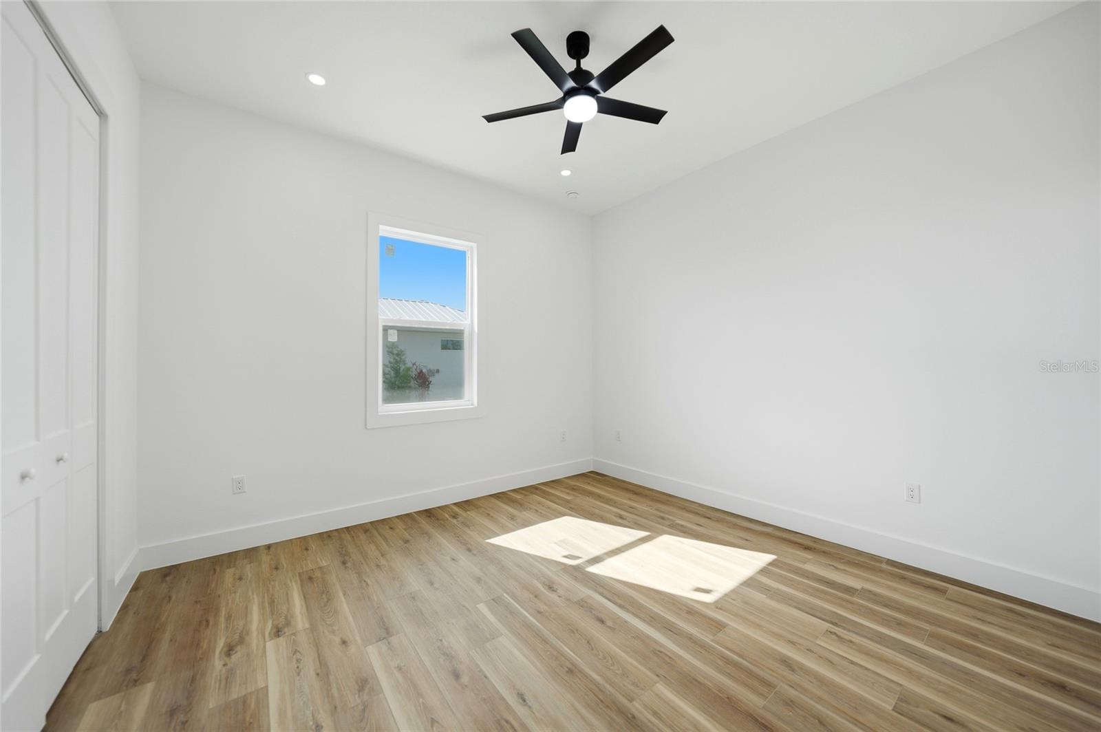 Image 20 of 51 For 336 San Ambrosio Street