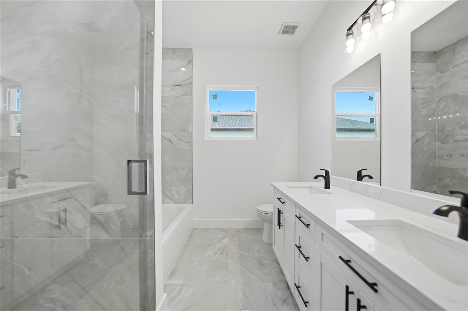 Image 26 of 51 For 336 San Ambrosio Street