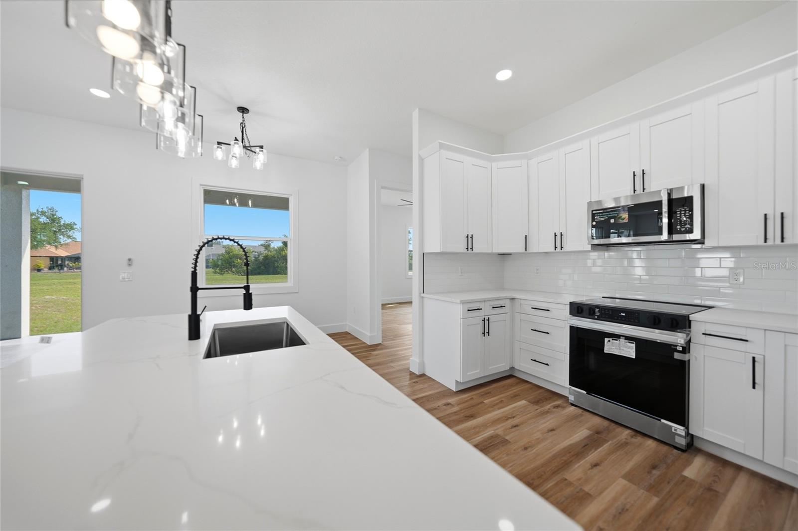 Image 37 of 51 For 336 San Ambrosio Street