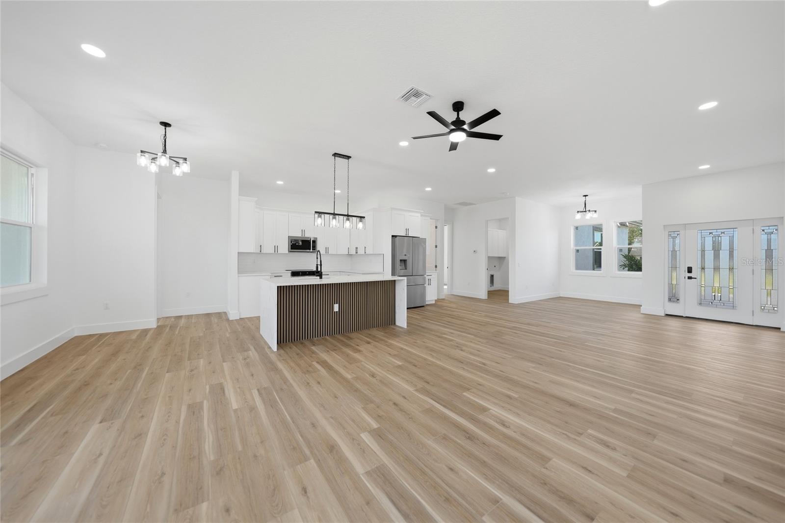 Image 40 of 51 For 336 San Ambrosio Street