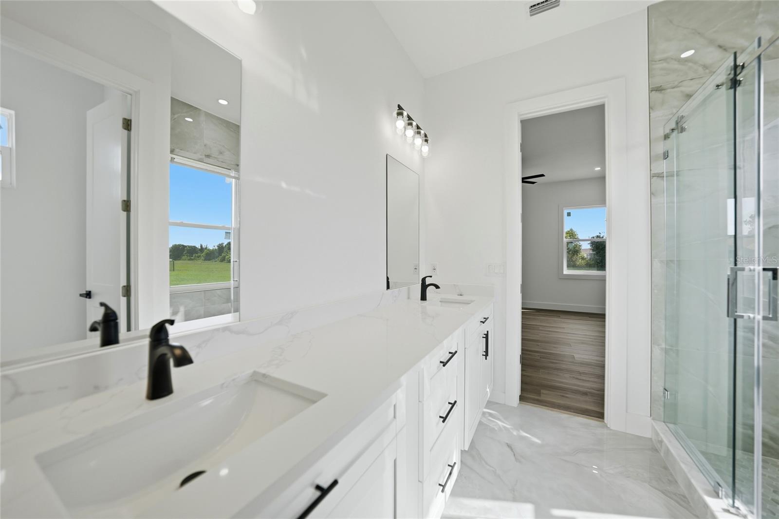 Image 42 of 51 For 336 San Ambrosio Street