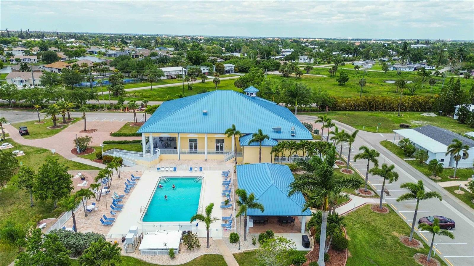 Image 3 of 61 For 18 Emden Circle