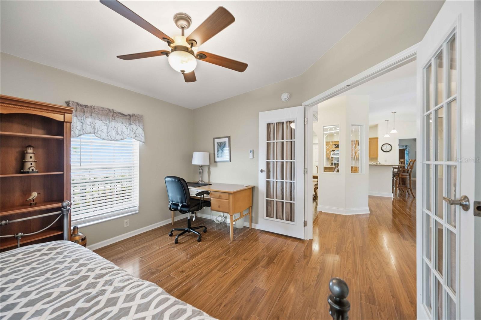 Image 36 of 61 For 18 Emden Circle