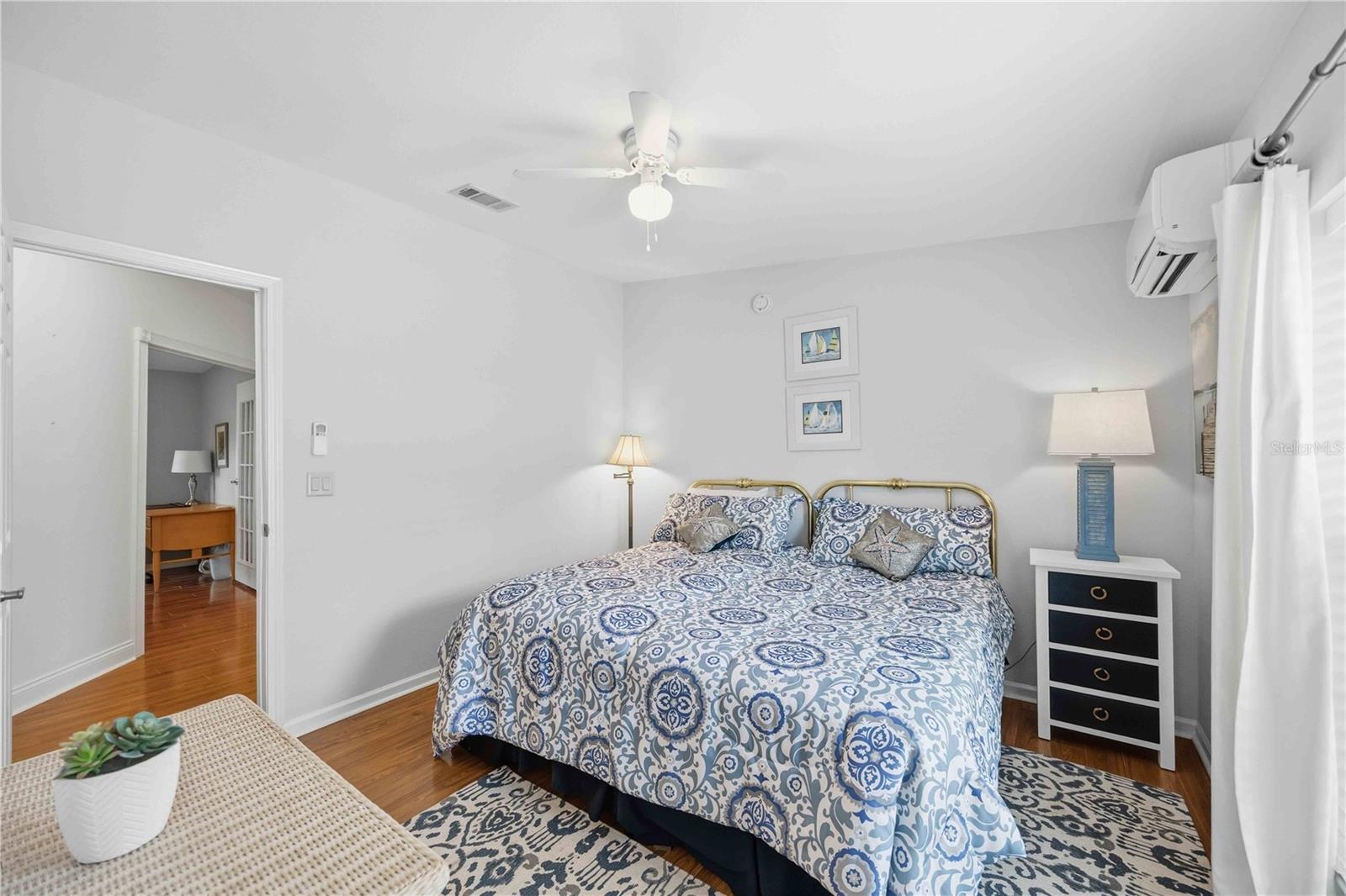 Image 40 of 61 For 18 Emden Circle