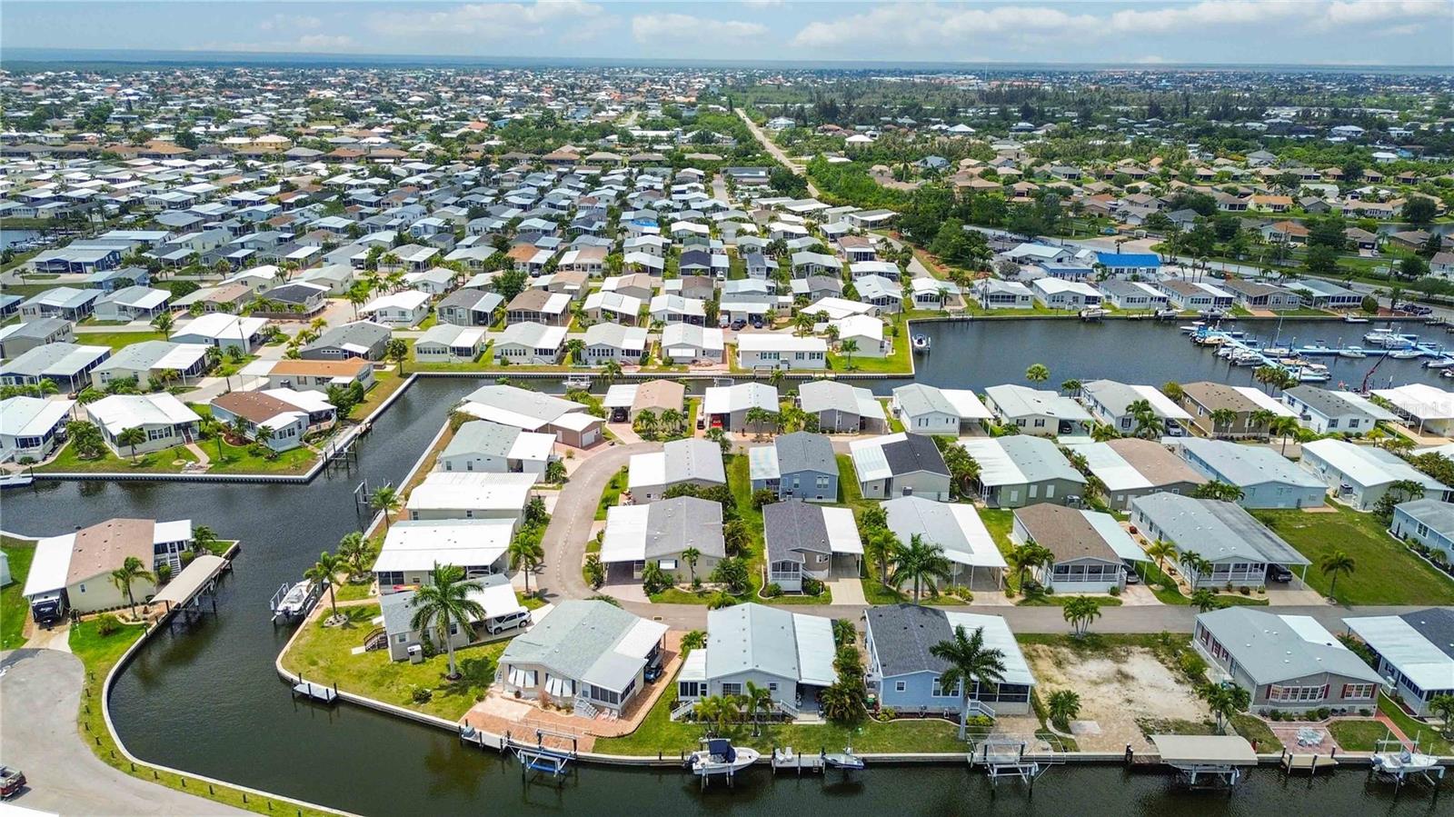 Image 58 of 61 For 18 Emden Circle